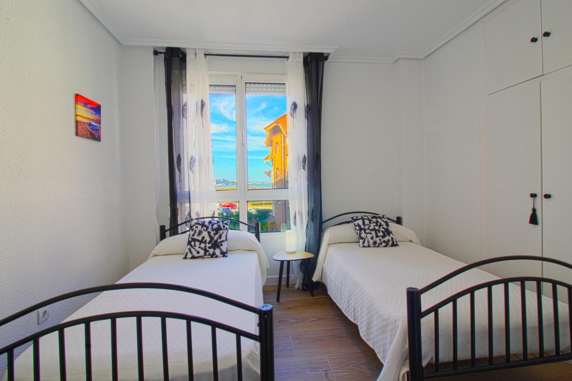 Entre Playa Y Puntal Apartment โซโม ภายนอก รูปภาพ